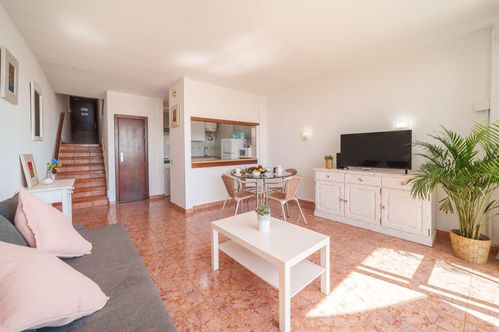 Apartment The Shell Ii, Beach Views And Pool Alcudia  Exterior photo